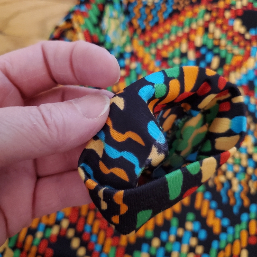 Colorful Geometric Patterned Women's Top - Picture 8 of 8